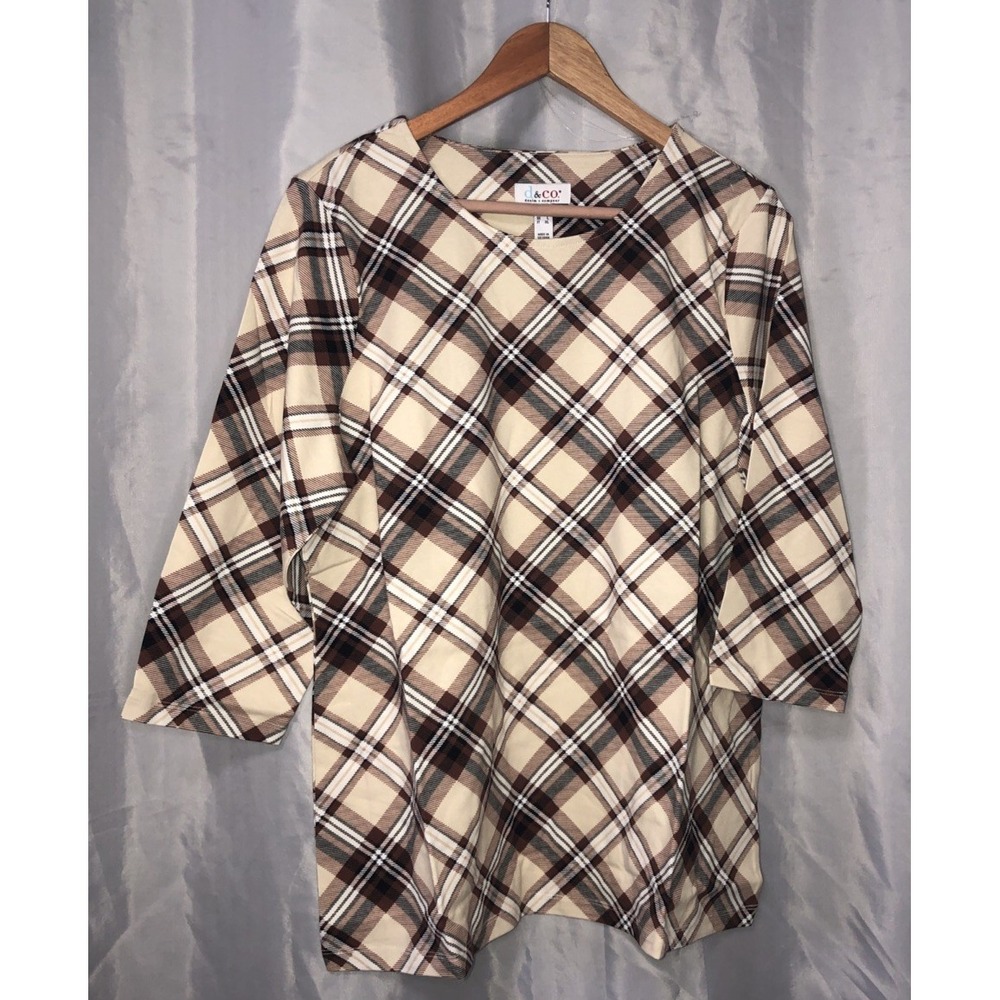 D & CO. Woman Sz L Pretty Plaid Brown 3/4 sleeves Top Round Neck NEW IN BAG